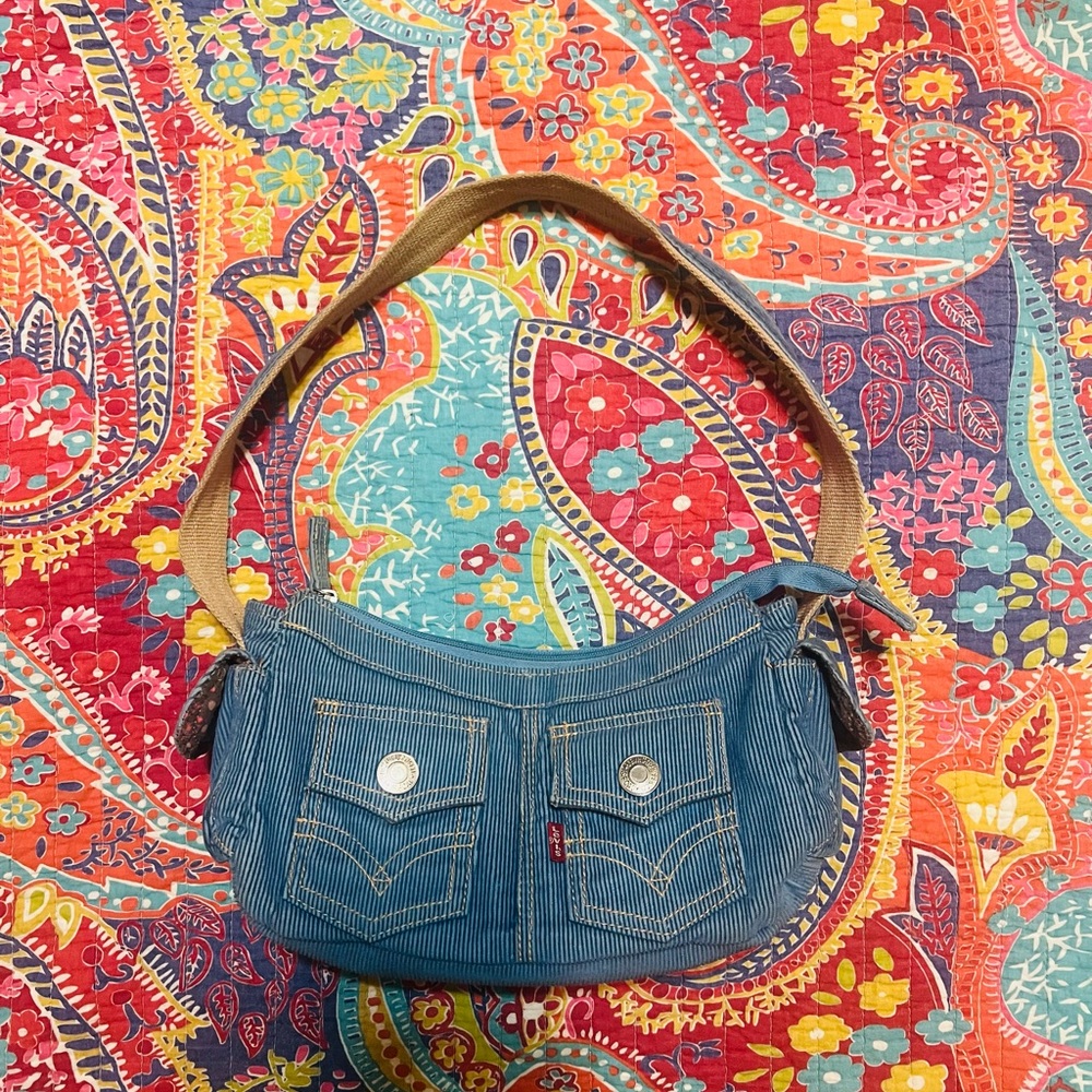 Vtg Levi’s 90s blue corduroy shoulder bag
